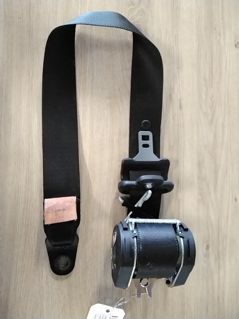 Ceinture avant droit FORD FOCUS 1 BREAK Diesel - 1