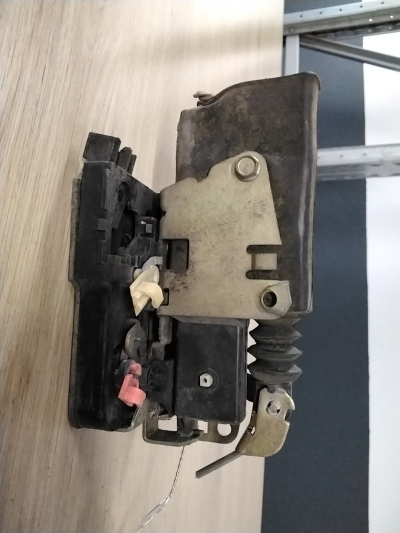 Serrure avant gauche RENAULT CLIO 1 PHASE 1 Essence - 1
