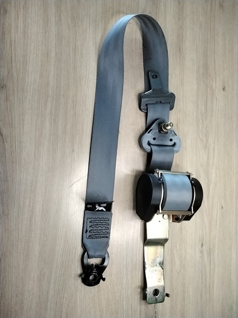 Ceinture avant droit RENAULT MEGANE 1 PHASE 2 Diesel - 1