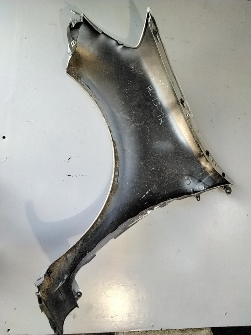Aile avant droit RENAULT CLIO 3 PHASE 2 Diesel - 1