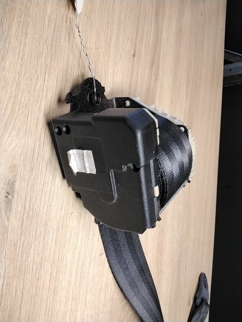 Ceinture avant droit CITROEN C3 1 PHASE 2 Essence - 1