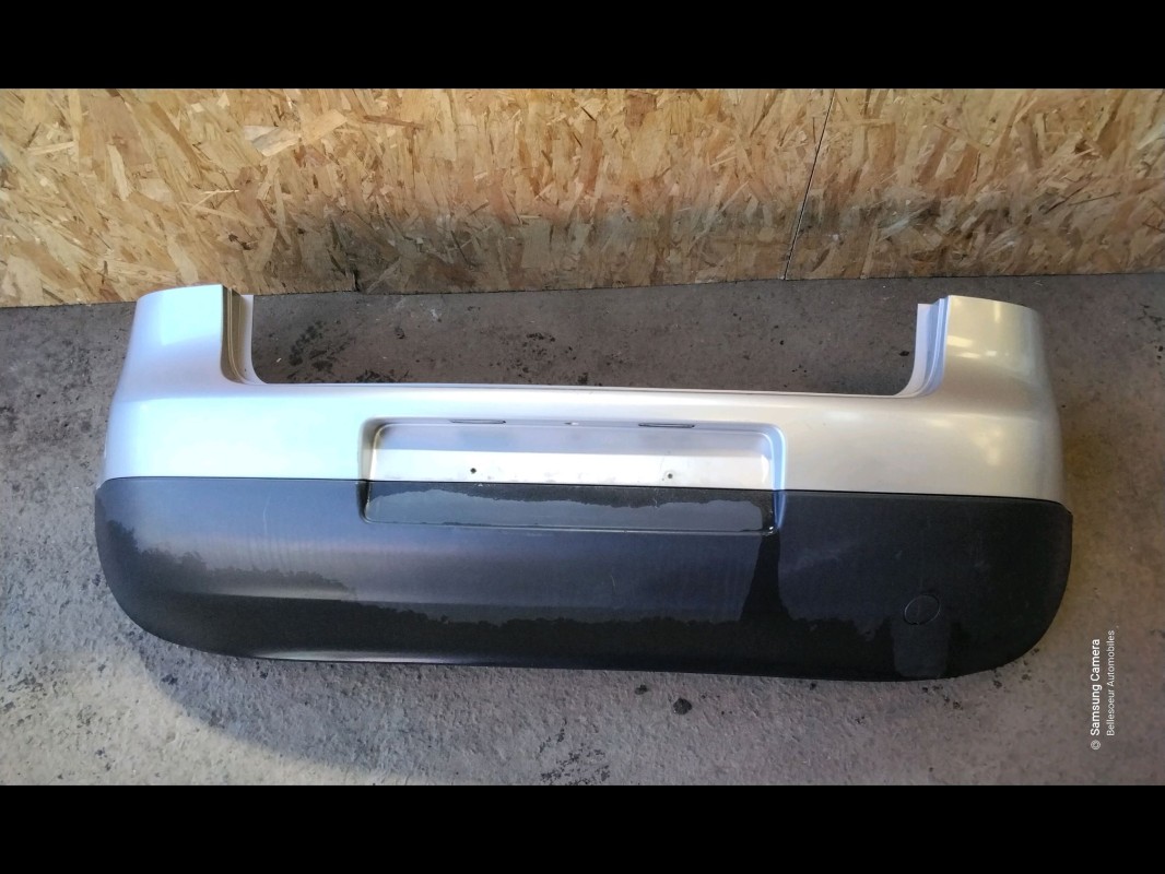 Pare choc arriere VOLKSWAGEN GOLF 5 Diesel - 1
