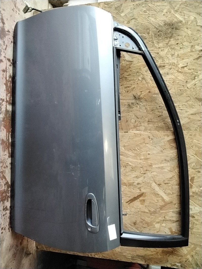 Porte avant gauche HONDA CIVIC 7 PHASE 2 Diesel - 1