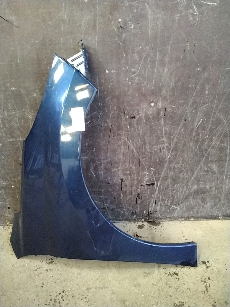 Aile avant droit PEUGEOT 207 PHASE 1 BREAK Diesel - 1