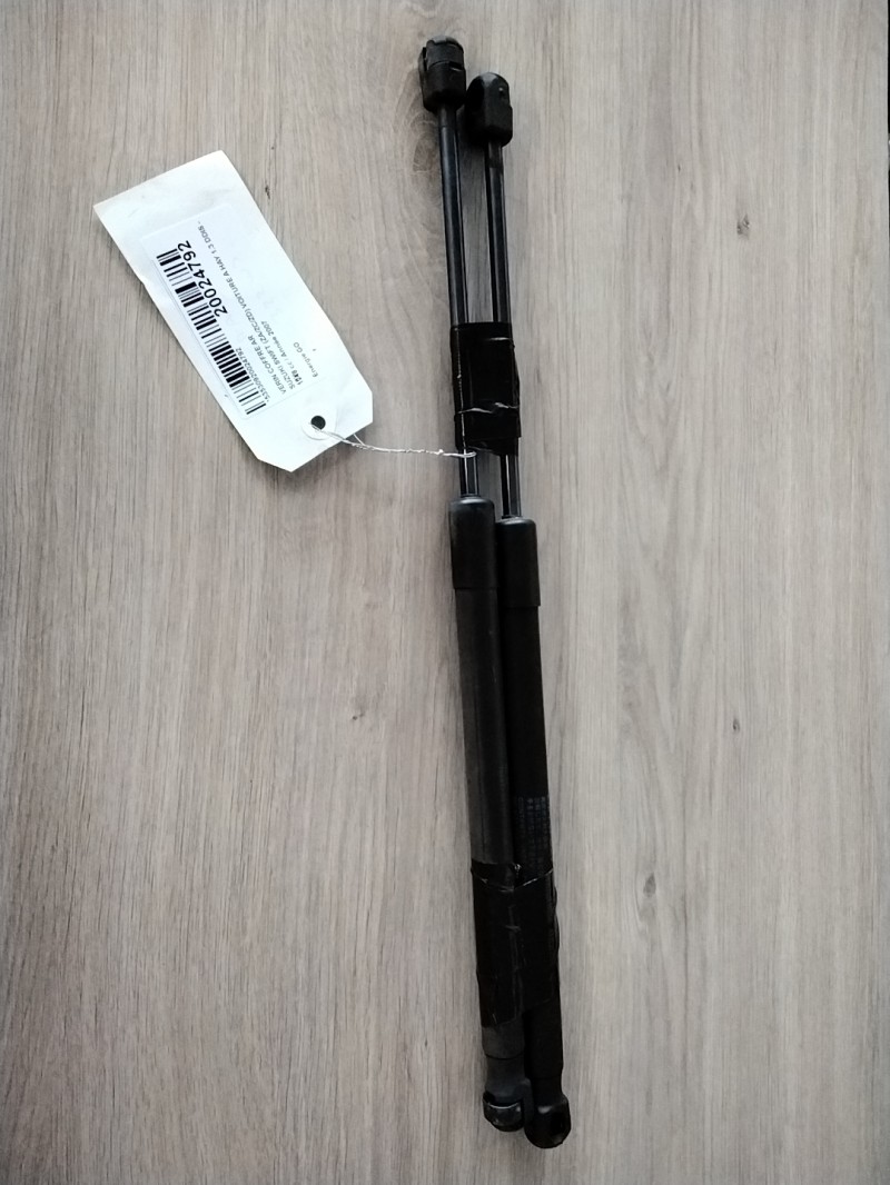 Verin de coffre SUZUKI SWIFT 3 Diesel - 1