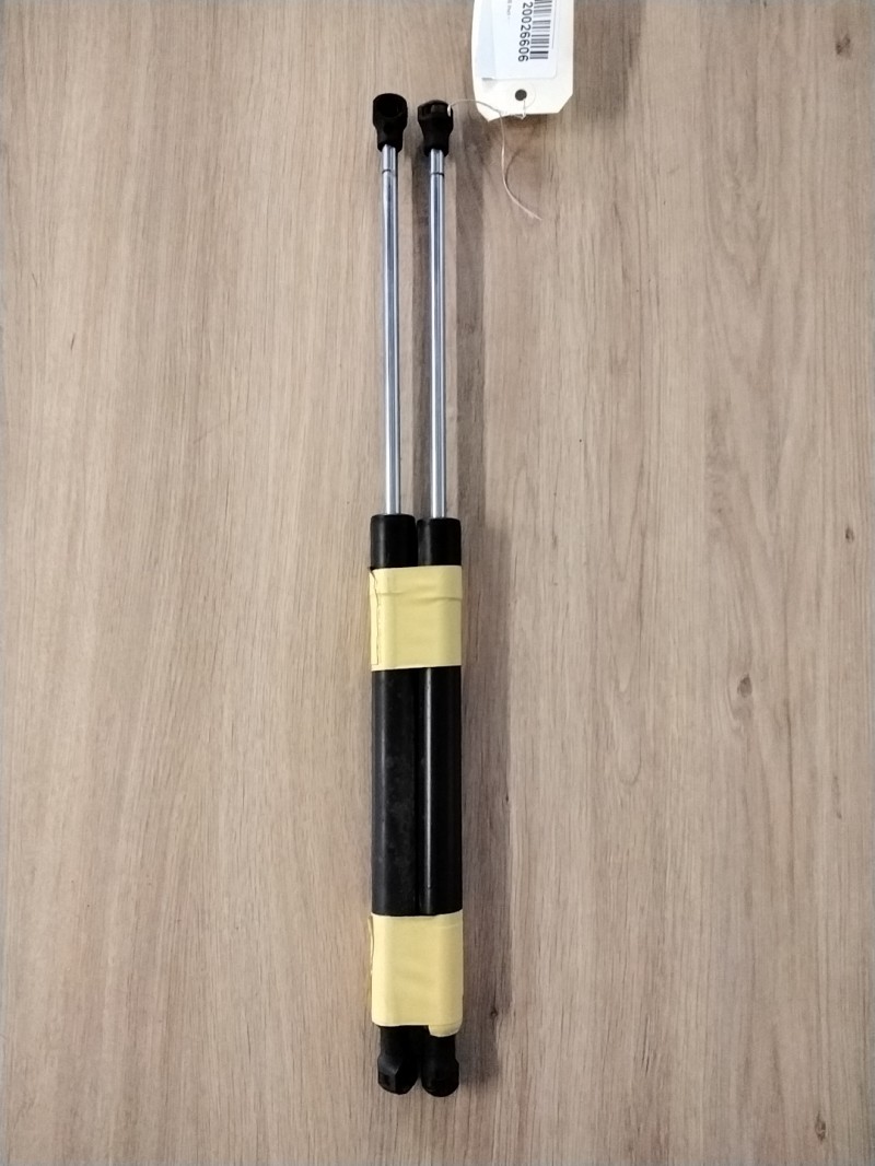 Verin de coffre RENAULT CLIO 3 PHASE 2 Diesel - 1