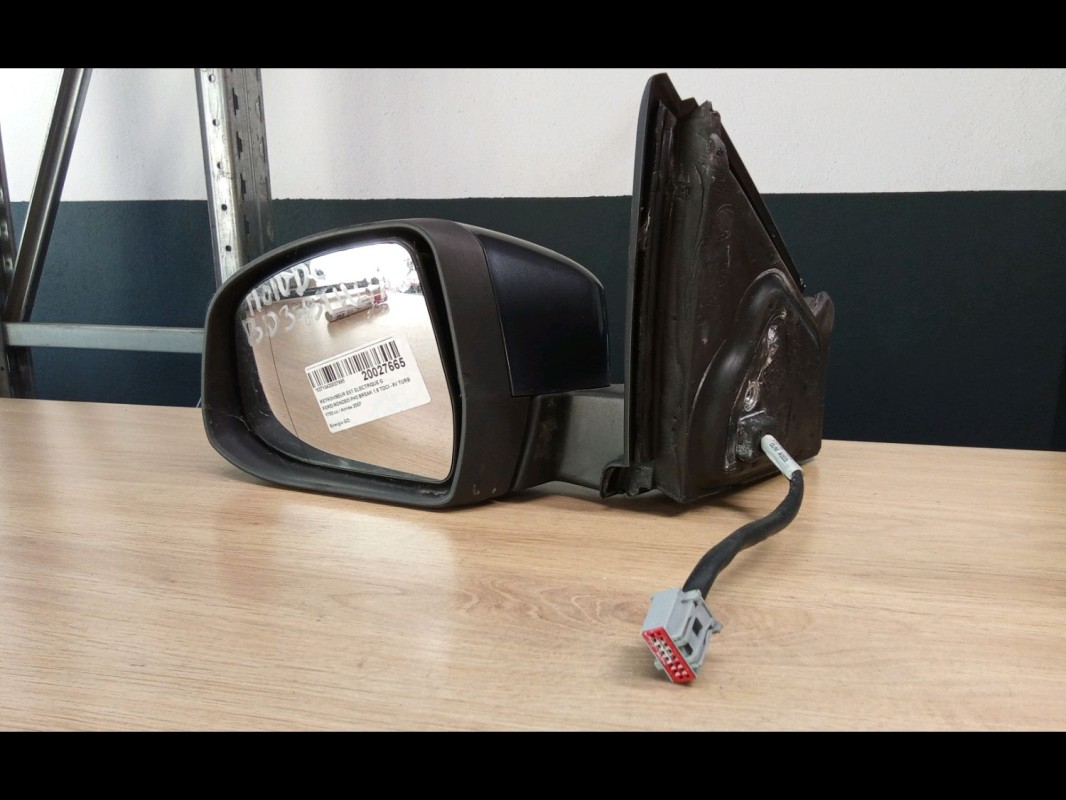 Retroviseur gauche FORD MONDEO 3 PHASE 1 BREAK Diesel - 1