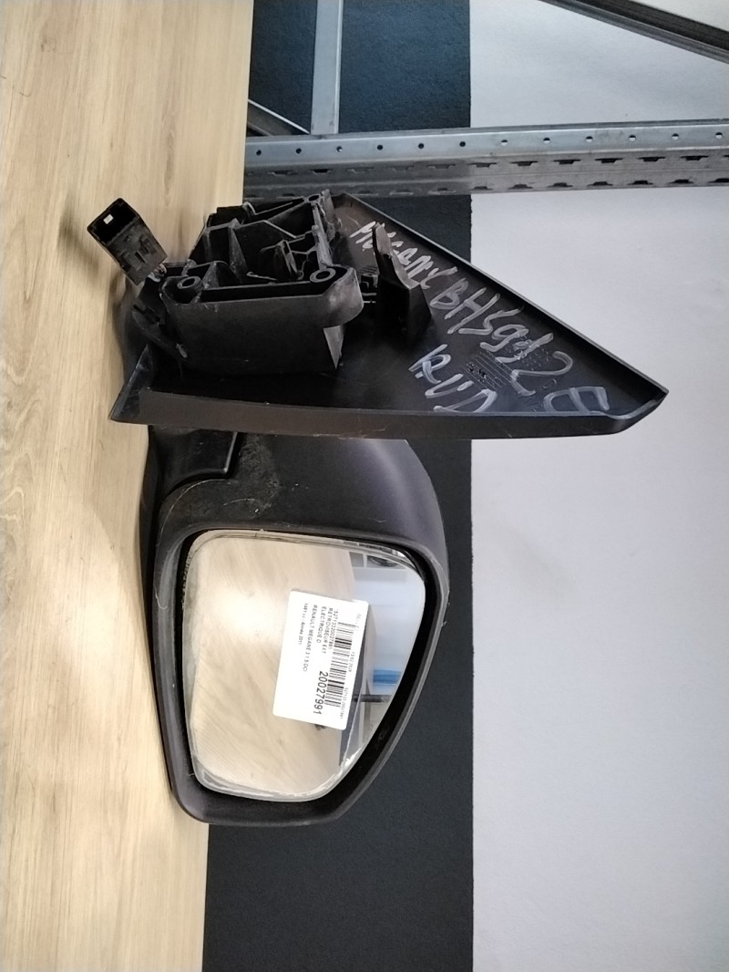 Retroviseur droit RENAULT MEGANE 3 PHASE 1 Diesel - 1
