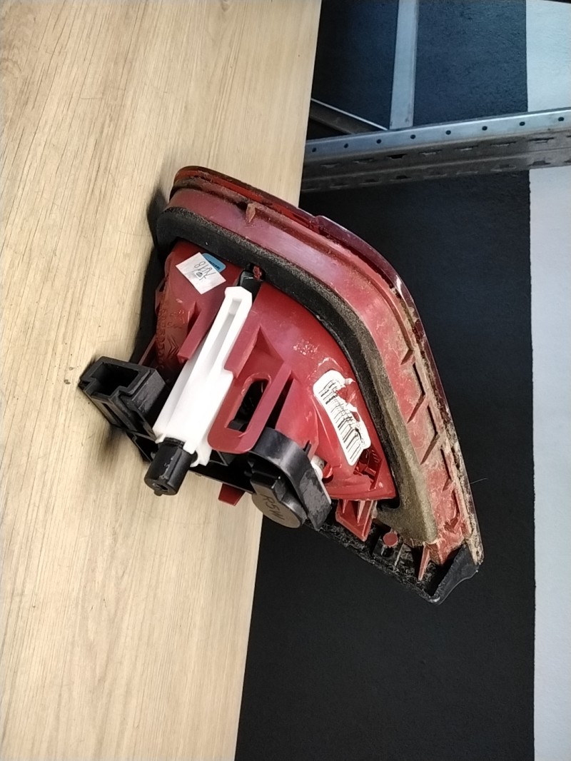 Feu arriere secondaire gauche (feux) CITROEN C5 2 Diesel - 1