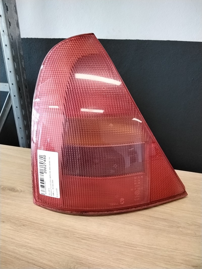 Feu arriere principal gauche (feux) RENAULT CLIO 2 PHASE 1 Essence - 1