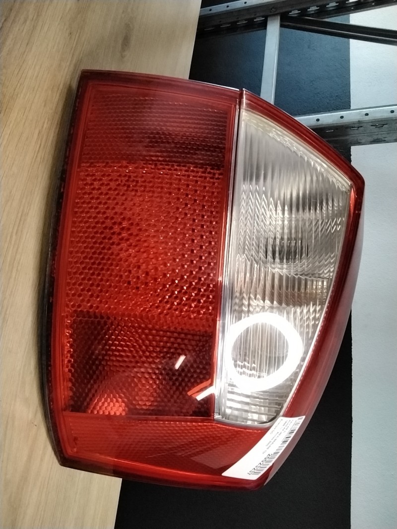 Feu arriere principal droit (feux) AUDI A4 2 PHASE 1 Diesel - 1