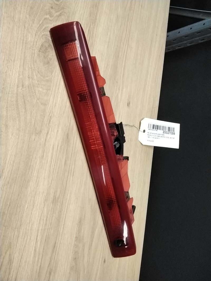 Feu arriere stop central RENAULT CLIO 3 PHASE 2 Diesel - 1
