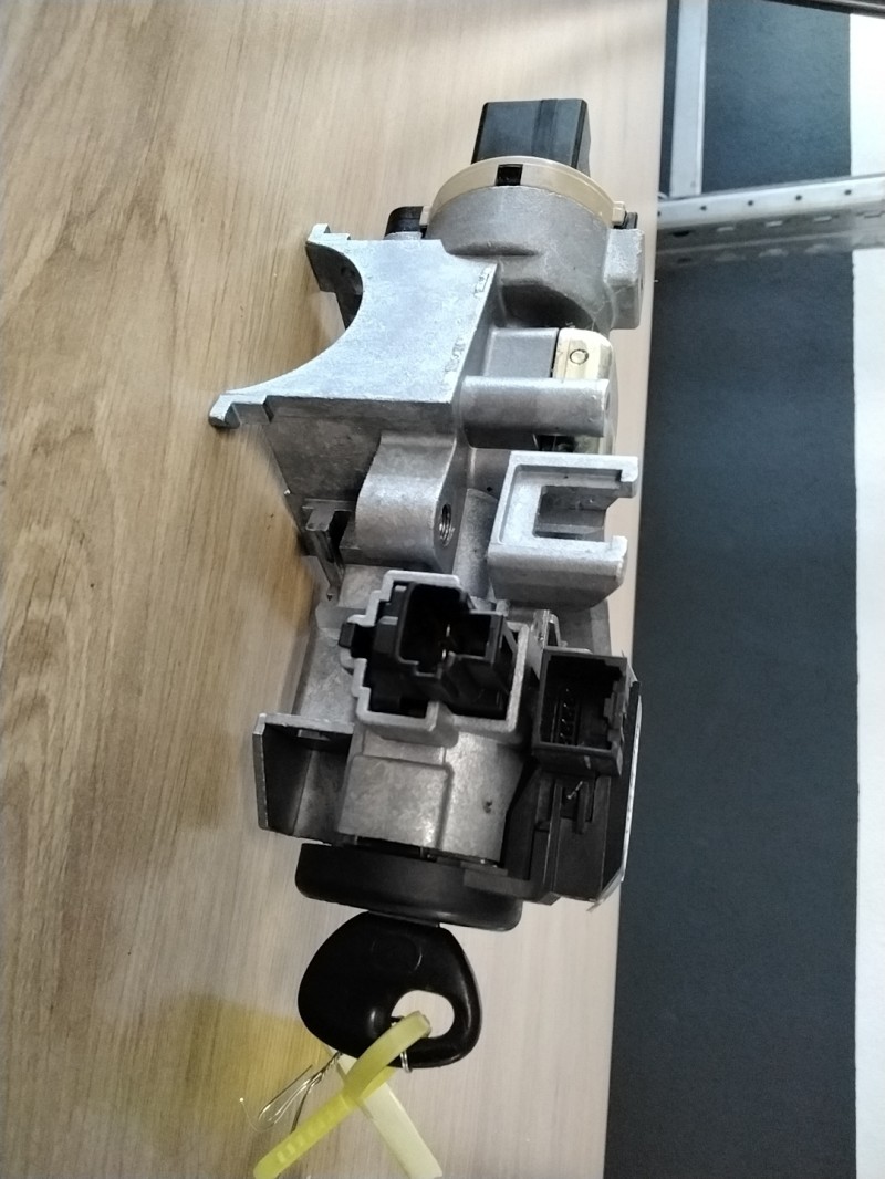 Neiman MAZDA 2 1 Essence - 1