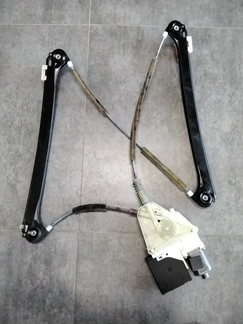Leve vitre electrique avant droit AUDI A3 2 SPORTBACK PHASE 2 Diesel - 1