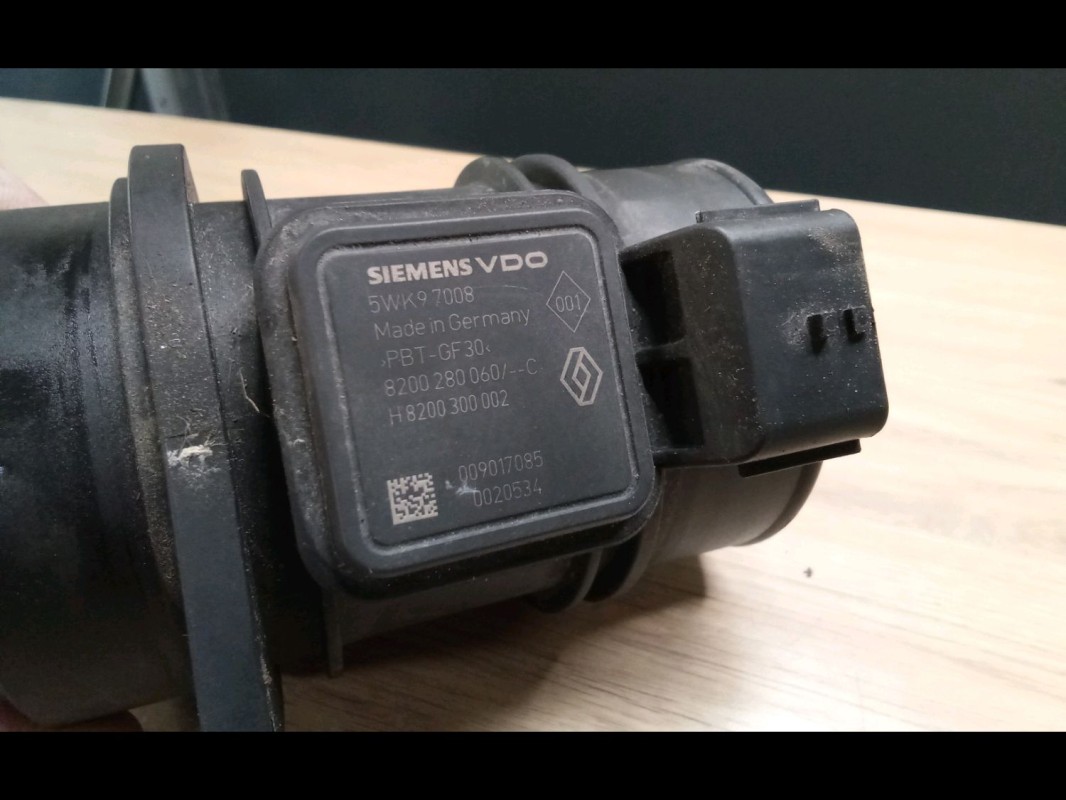 Debitmetre RENAULT MEGANE 2 PHASE 2 BREAK Diesel - 1