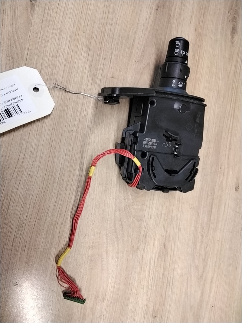 Commodo phare RENAULT CLIO 3 PHASE 1 Essence - 1