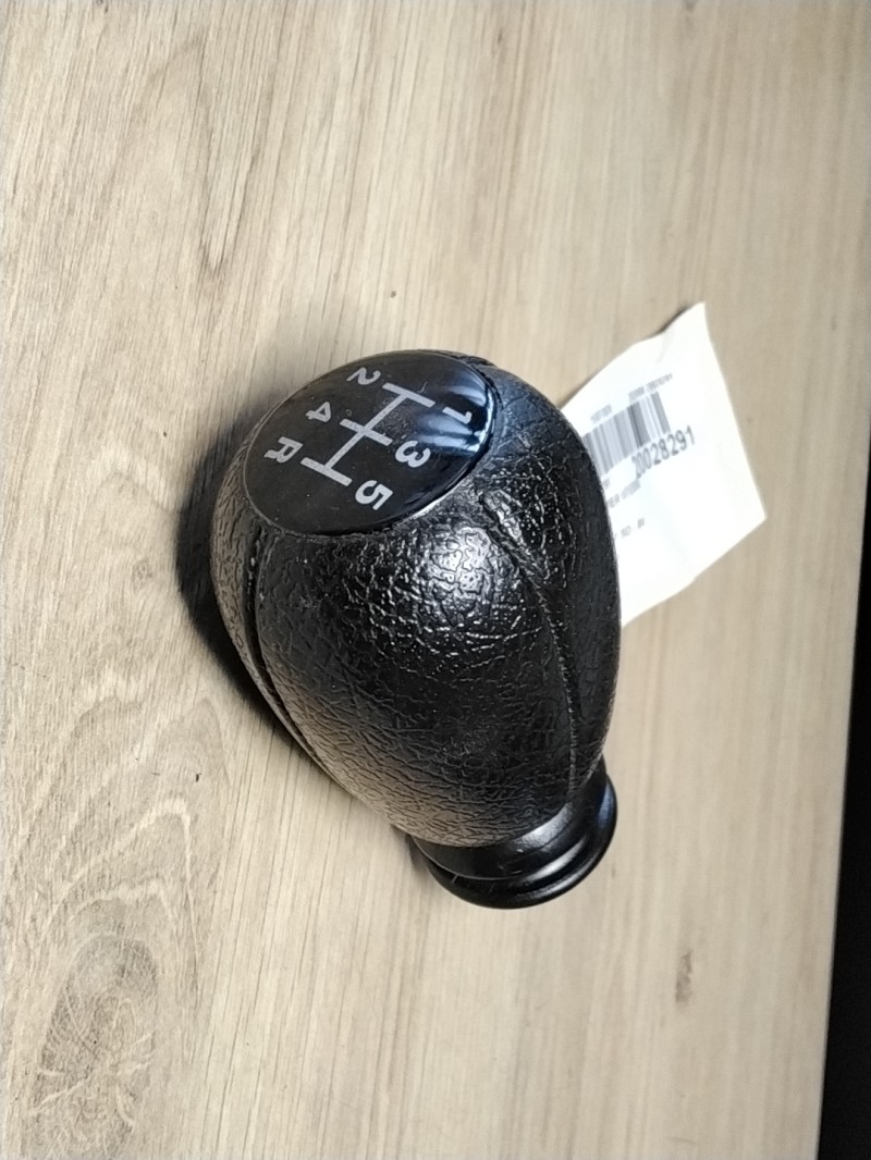 Pommeau de vitesses CITROEN SAXO PHASE 1 Diesel - 1