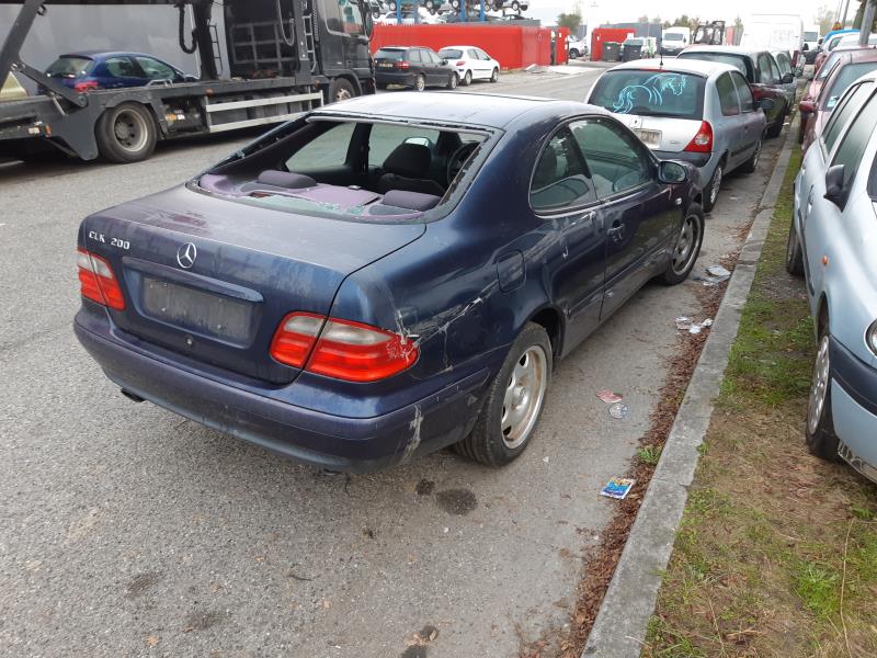 Image Vitre avant droit - MERCEDES CLASSE CLK 208