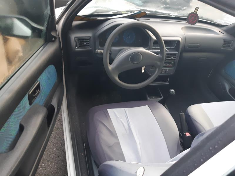 Image Feu arriere principal gauche (feux) - PEUGEOT 106