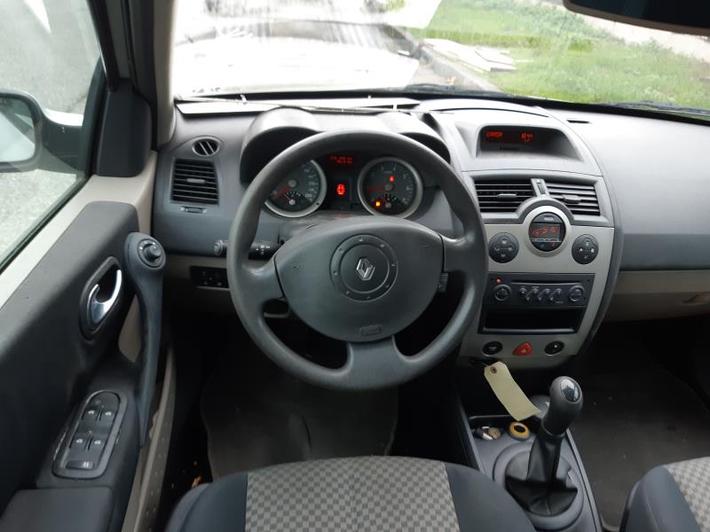 Image Feu arriere principal droit (feux) - RENAULT MEGANE 2