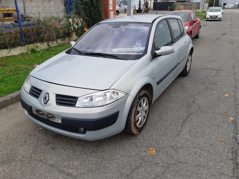 Image Feu arriere principal droit (feux) - RENAULT MEGANE 2