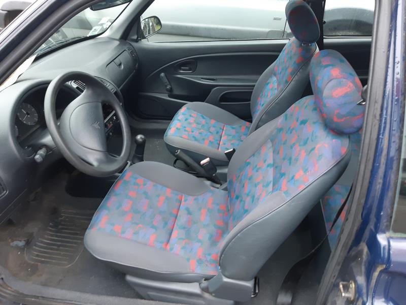 Image Feu arriere principal droit (feux) - CITROEN SAXO