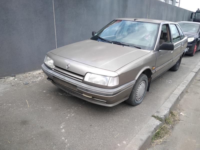 Image Feu arriere principal droit (feux) - RENAULT R21