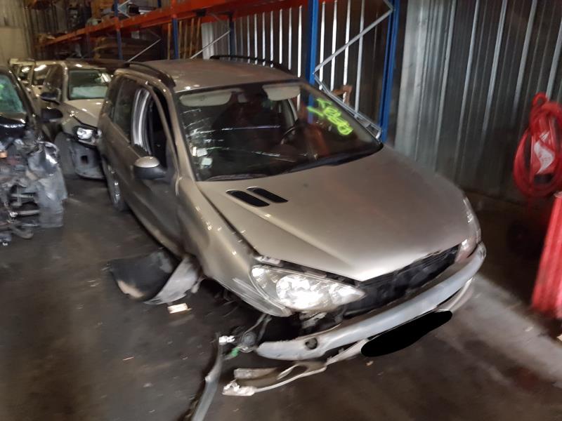 Image Feu arriere principal gauche (feux) - PEUGEOT 206