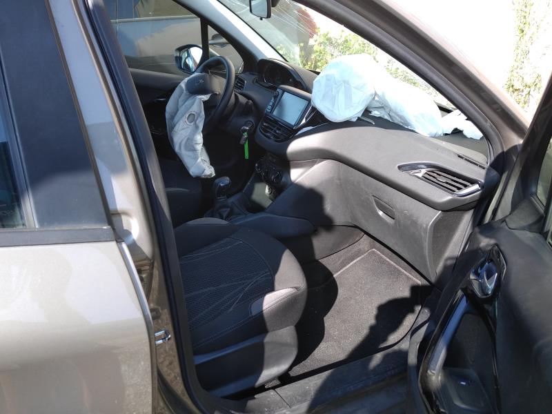 Image Compteur - PEUGEOT 208 1