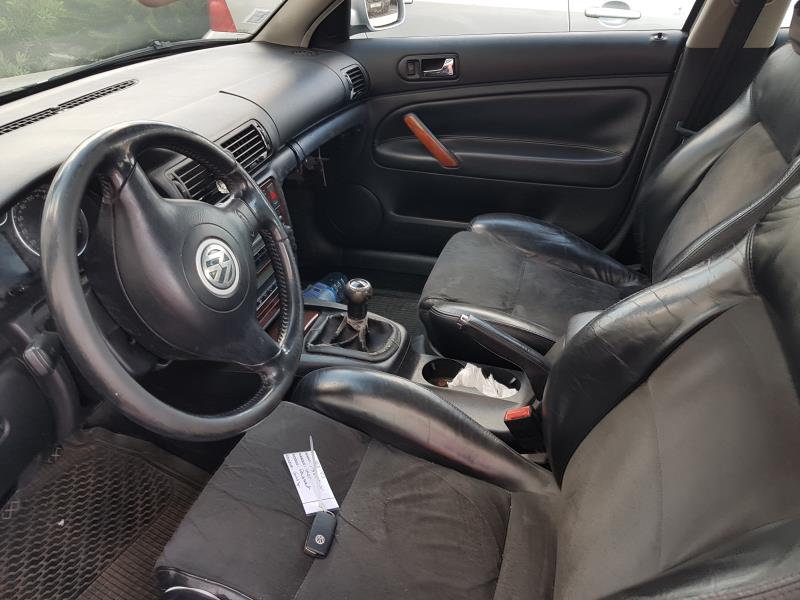 Image Autoradio d'origine - VOLKSWAGEN PASSAT 4