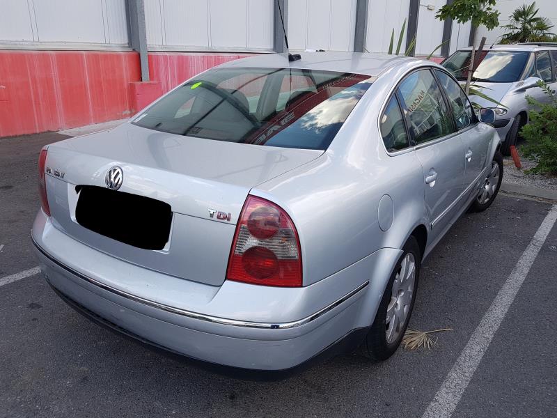 Image Autoradio d'origine - VOLKSWAGEN PASSAT 4