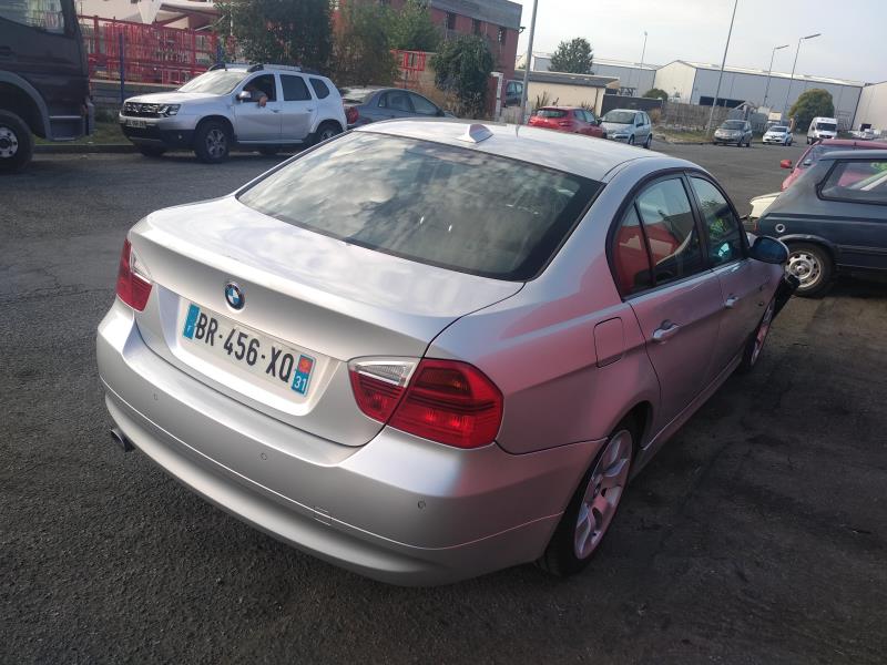 Image Feu arriere secondaire gauche (feux) - BMW SERIE 3 E90