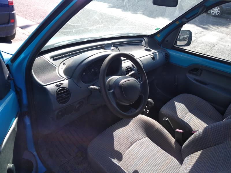 Image Feu arriere principal gauche (feux) - RENAULT KANGOO 1