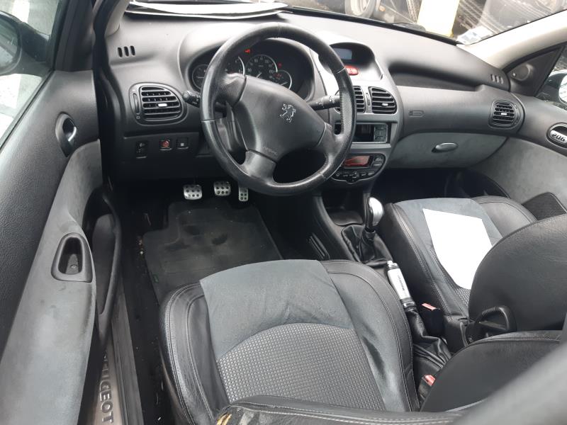 Image Feu arriere principal gauche (feux) - PEUGEOT 206