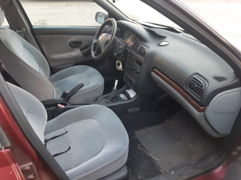 Image Feu arriere secondaire droit (feux) - PEUGEOT 406