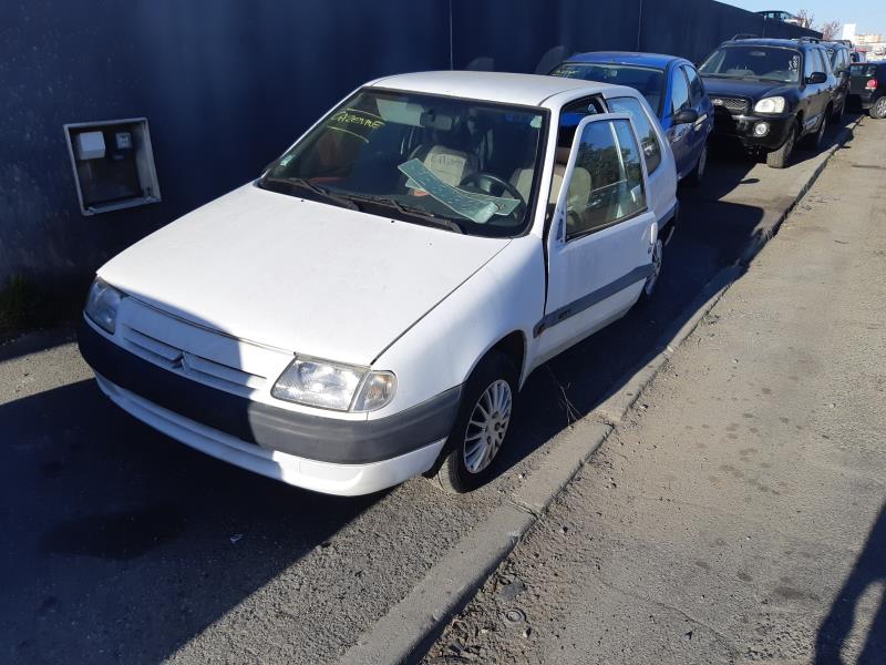Image Feu arriere principal droit (feux) - CITROEN SAXO