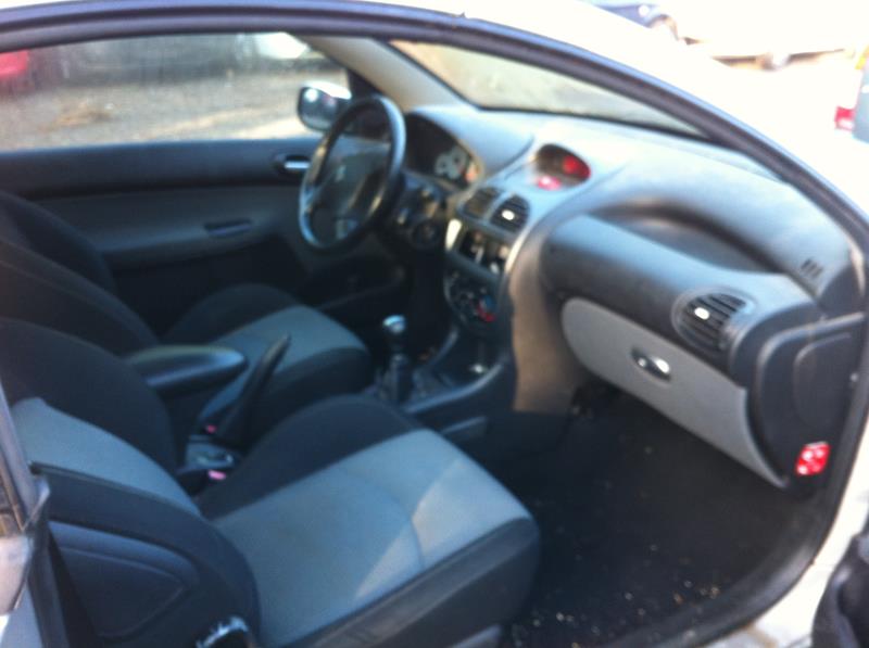 Image Ceinture avant droit - PEUGEOT 206