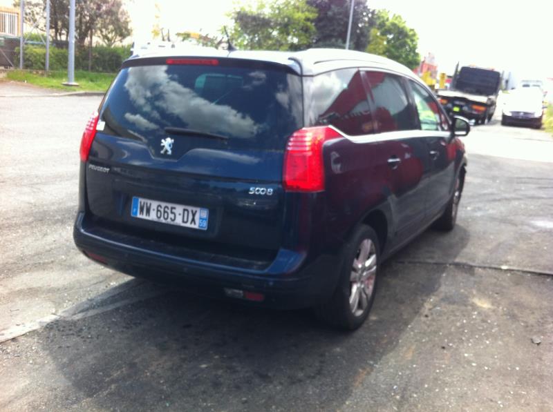 Image Interrupteur de leve vitre avant droit - PEUGEOT 5008 1