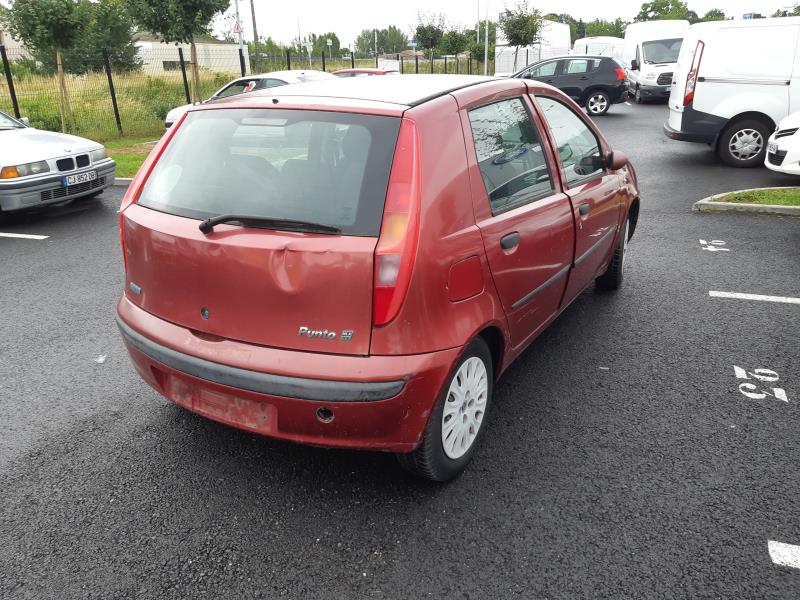 Image Commodo - FIAT PUNTO 2