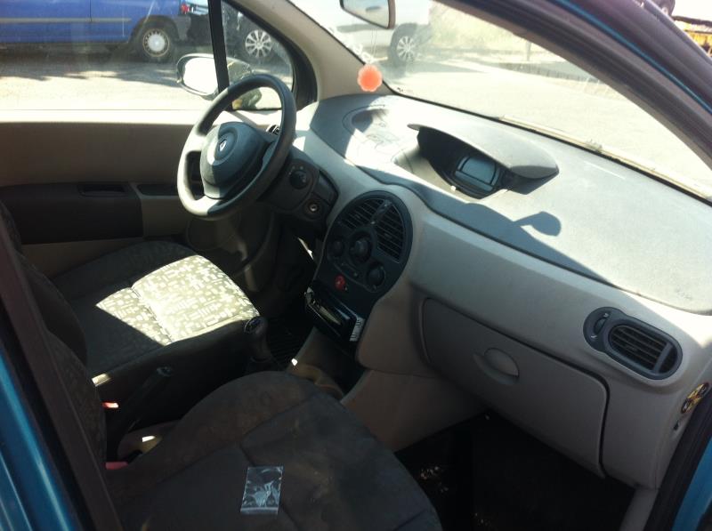 Image Feu arriere principal droit (feux) - RENAULT MODUS