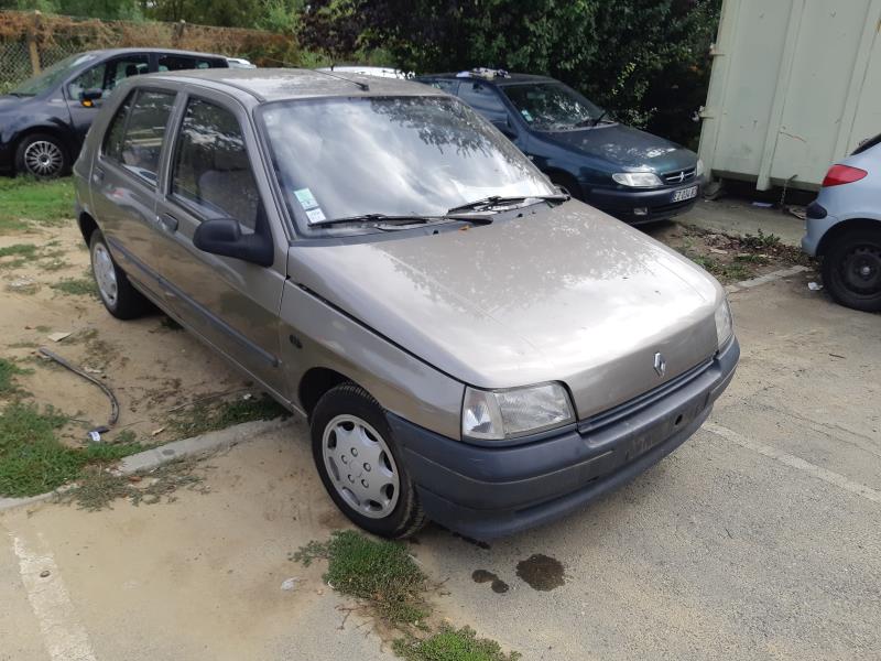 Image Feu arriere principal droit (feux) - RENAULT CLIO 1