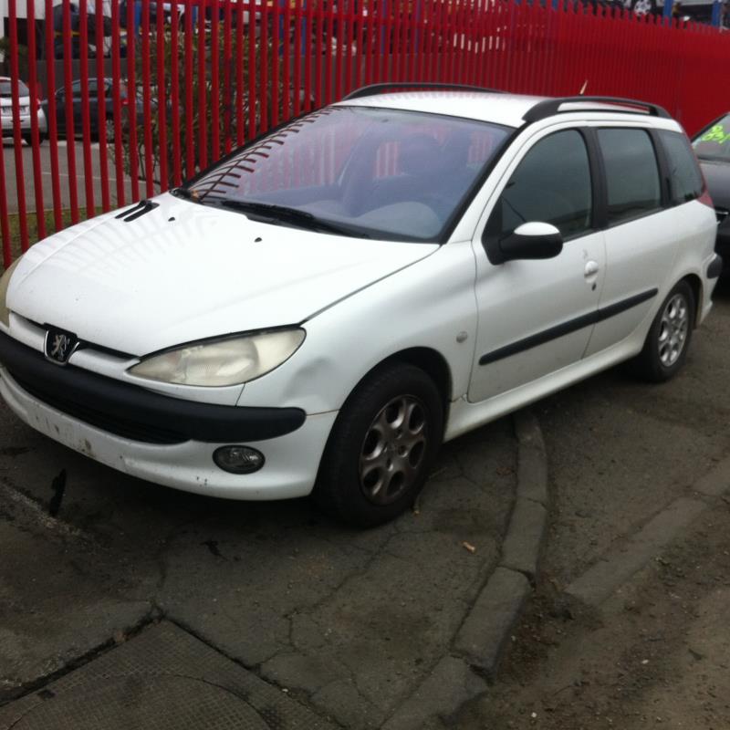 Image Feu arriere principal gauche (feux) - PEUGEOT 206