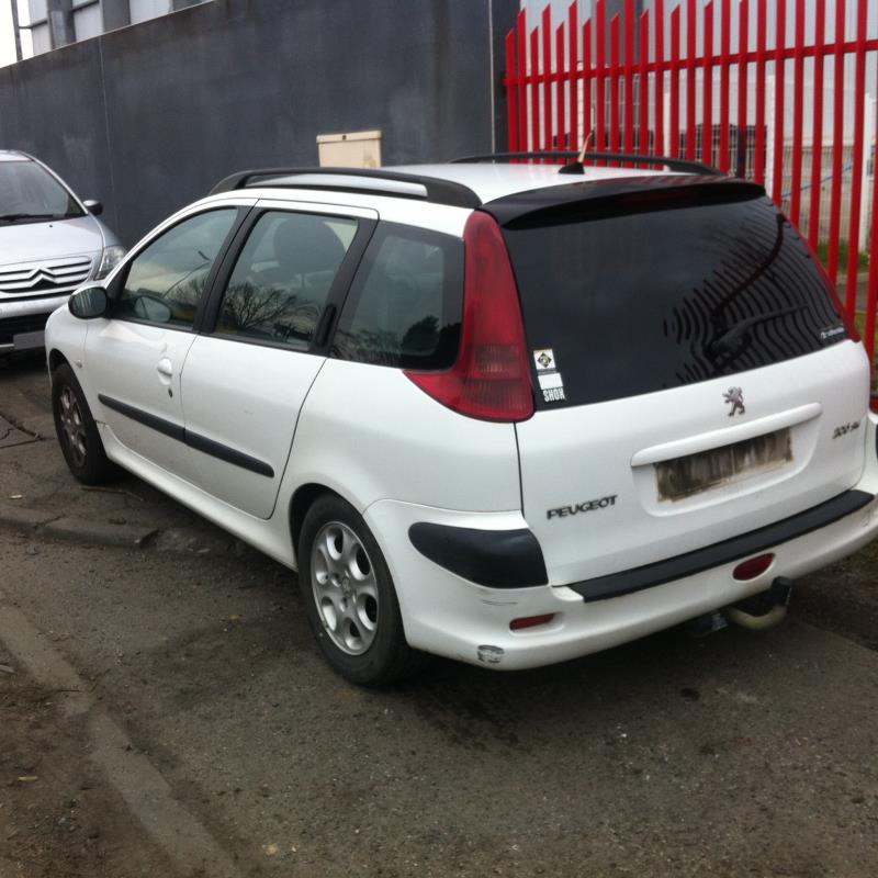 Image Feu arriere principal gauche (feux) - PEUGEOT 206