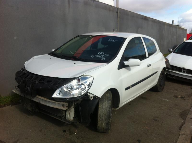 Image Platine feu arriere droit - RENAULT CLIO 3