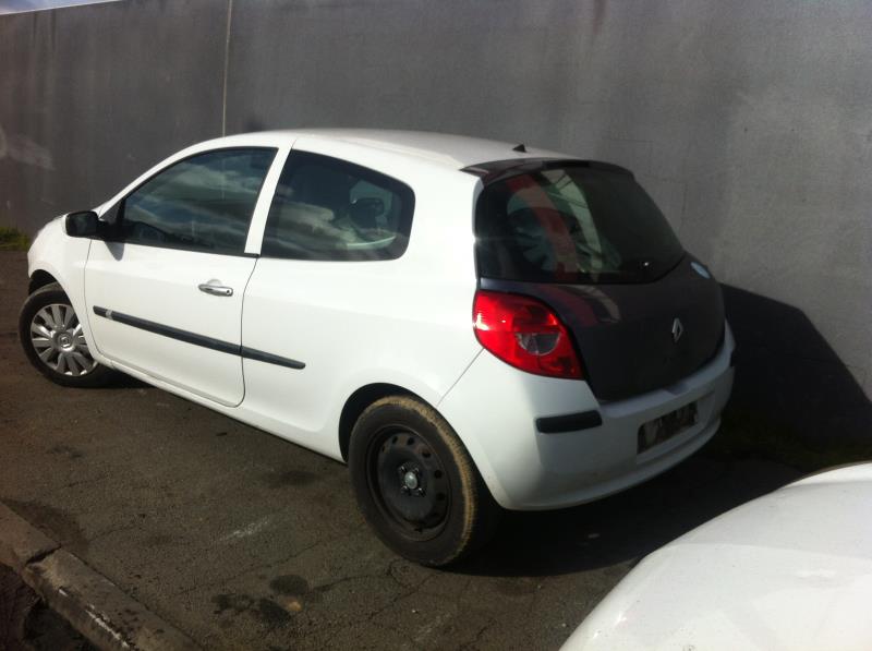 Image Platine feu arriere droit - RENAULT CLIO 3