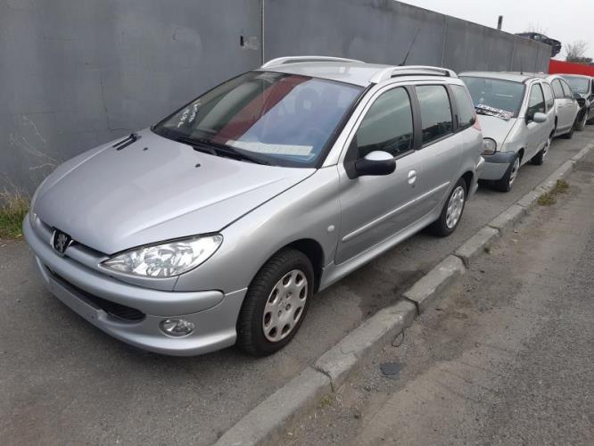 Image Feu arriere principal droit (feux) - PEUGEOT 206