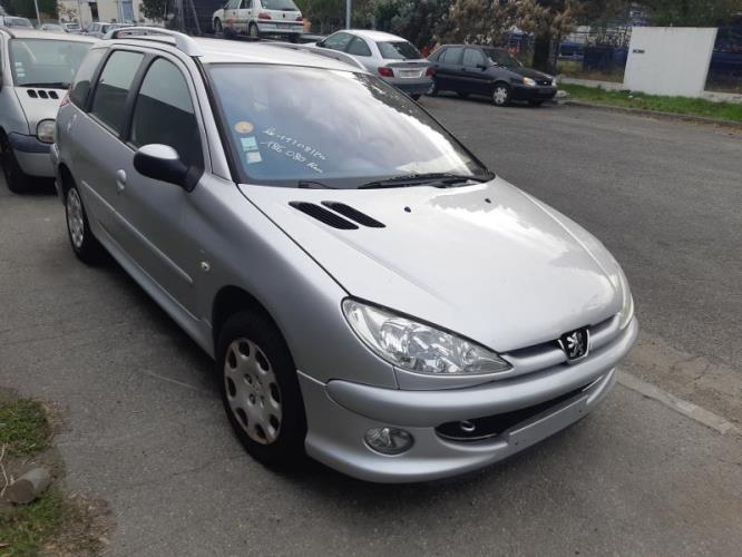 Image Feu arriere principal droit (feux) - PEUGEOT 206