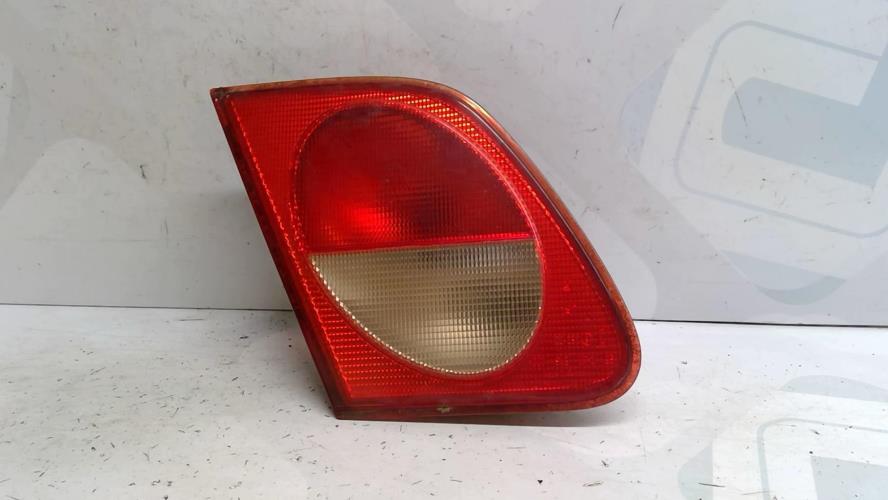 Image Feu arriere secondaire gauche (feux) - MERCEDES CLASSE E 210