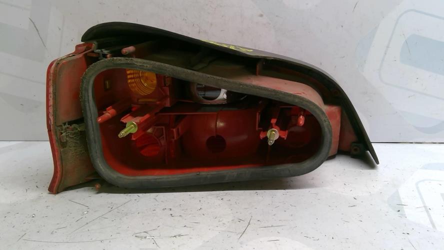 Image Feu arriere principal droit (feux) - PEUGEOT 106