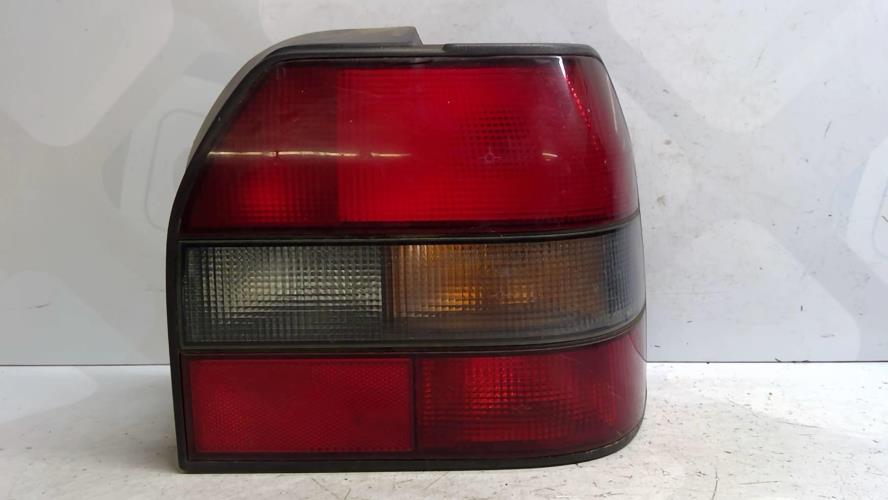 Image Feu arriere principal droit (feux) - RENAULT R19